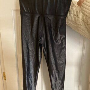 CARBON38 Legging in Takara Shine